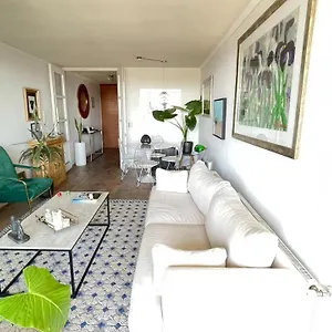 Atractivo Y Amplio Apartamento Deluxe Providencia Apartment *