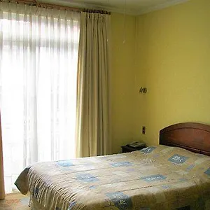 Del Salvador Santiago