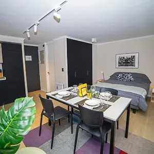 Con Terraza Privada En Providencia *