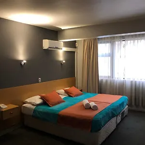 Monteverde Capsule hotel Santiago