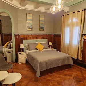 Voila Londres Hotel Santiago